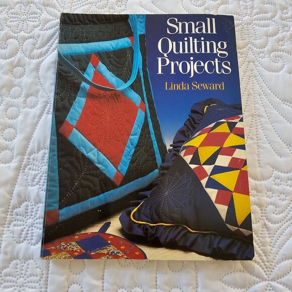 Vintage 1988 and 2001 Quilting Books Bundle - Small Projects & Weekend Quilts - Picture 2 of 16